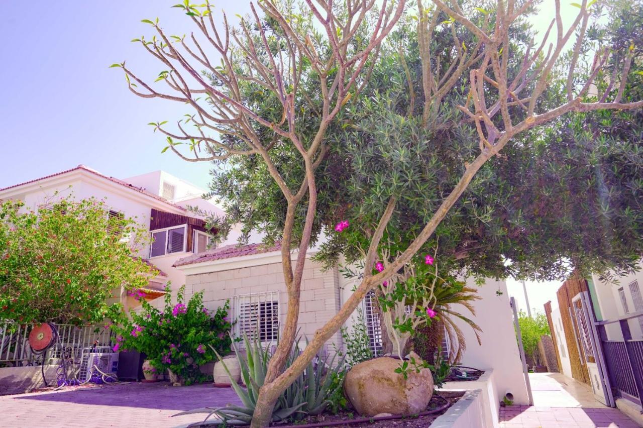 יחידת נופש עמית Lägenhet Eilat Exteriör bild